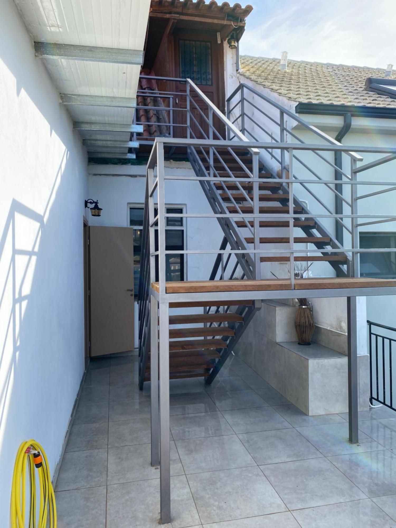 Giorgos House Attic Apartamento Gialova Exterior foto